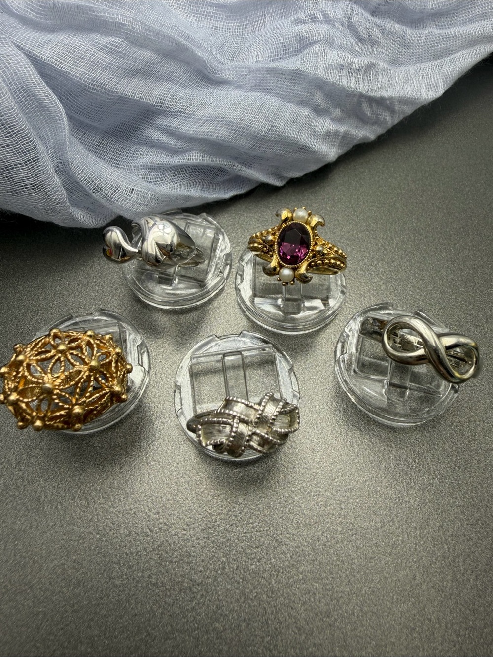 🔥🔥🔥Vintage Avon Rings ready to Wear #437r
